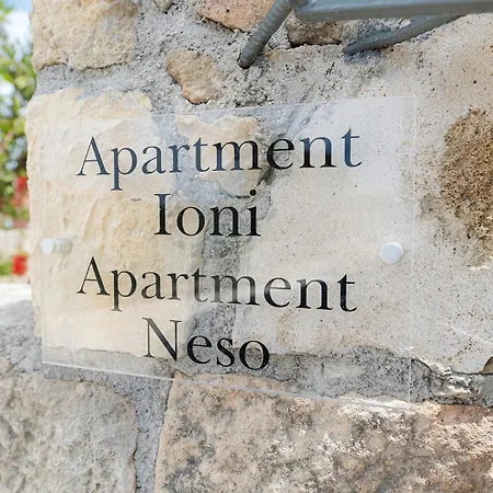 Vasilopoulos Residences - Ioni & Neso, Eliana & Melanthia *