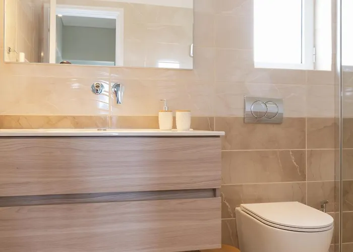 Vasilopoulos Residences - Ioni & Neso, Eliana & Melanthia Apartment *