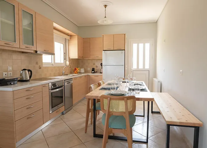 Vasilopoulos Residences - Ioni & Neso, Eliana & Melanthia Argostoli (Kefalonia)